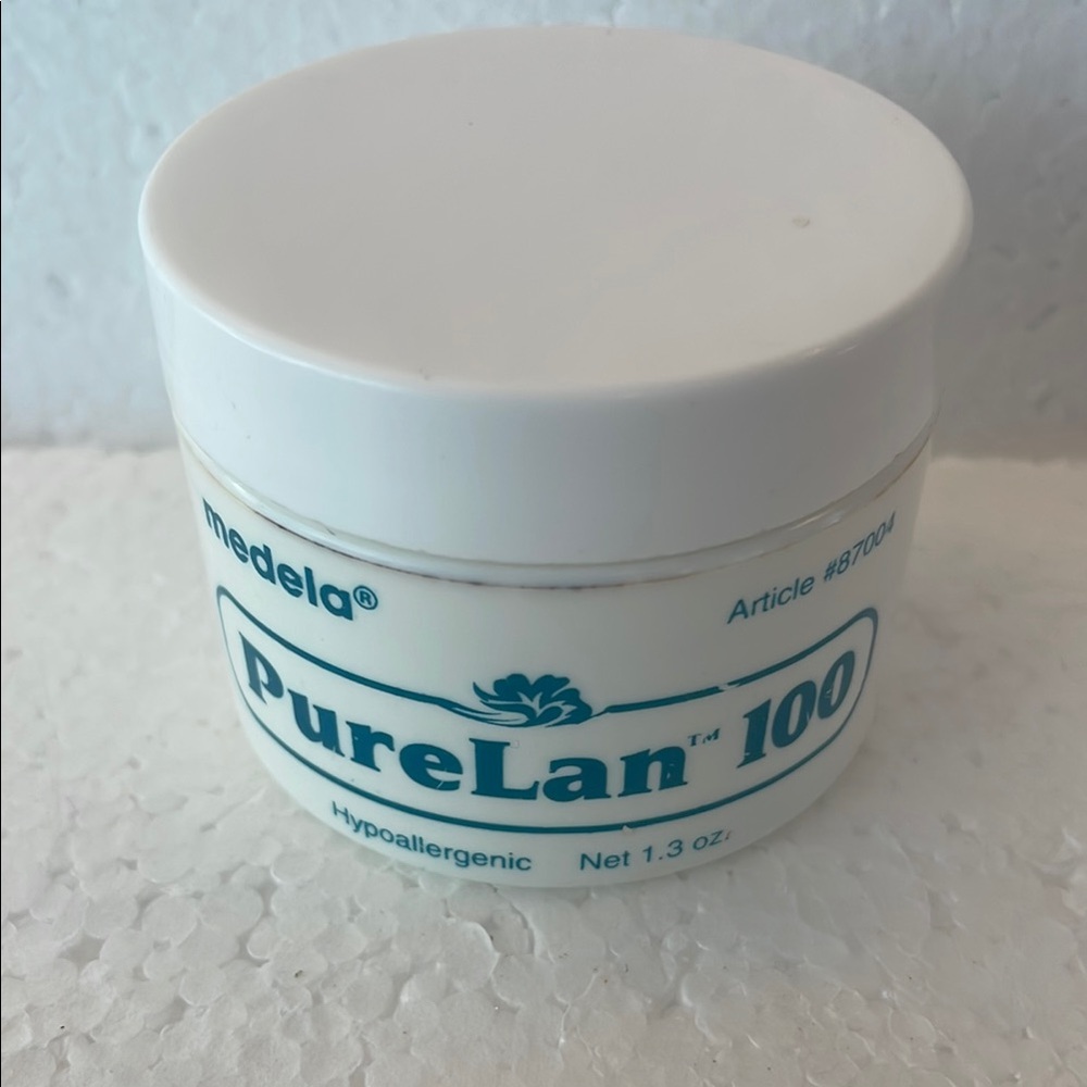 Medela PureLan 100 Cream 1.3 oz natural for care of pregnant & nursing mothers